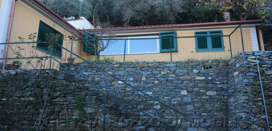 Ref. 22 – CAMOGLI SMALL VILLA FOR SALE