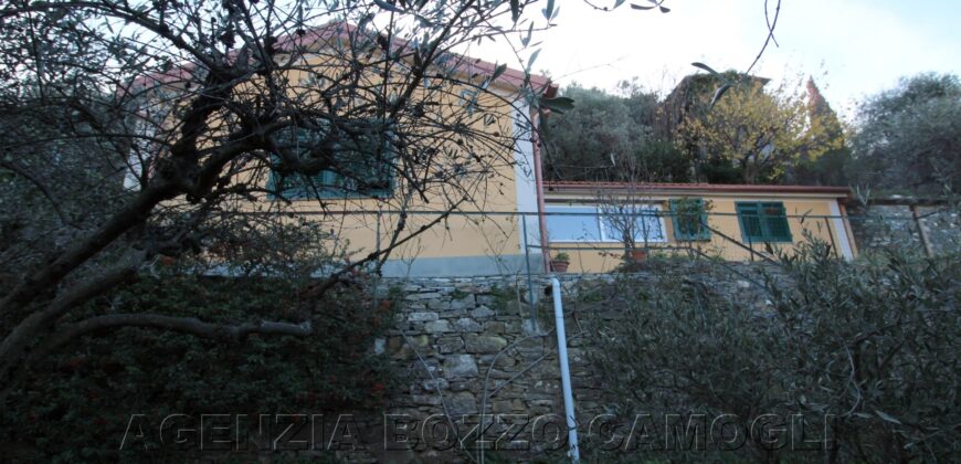 Ref. 22 – CAMOGLI SMALL VILLA FOR SALE