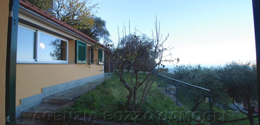 Ref. 22 – CAMOGLI SMALL VILLA FOR SALE