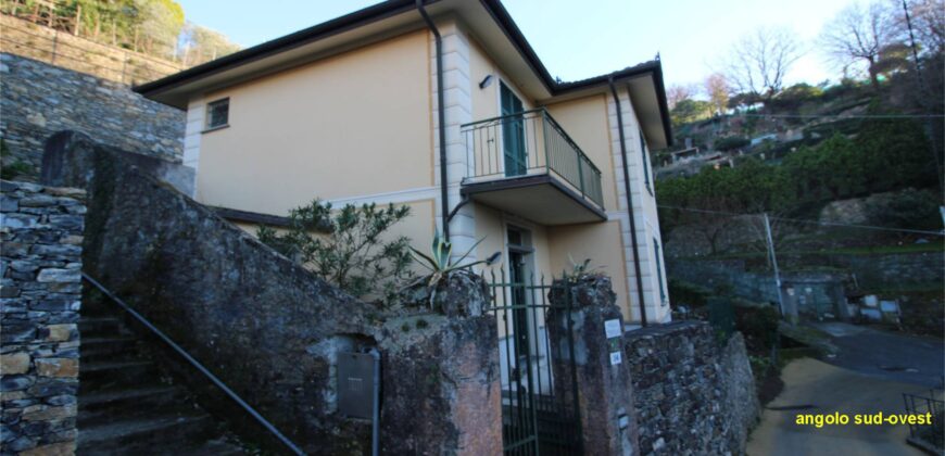 Ref. 21 CAMOGLI SMALL VILLA FOR SALE