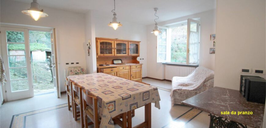 Ref. 21 CAMOGLI SMALL VILLA FOR SALE