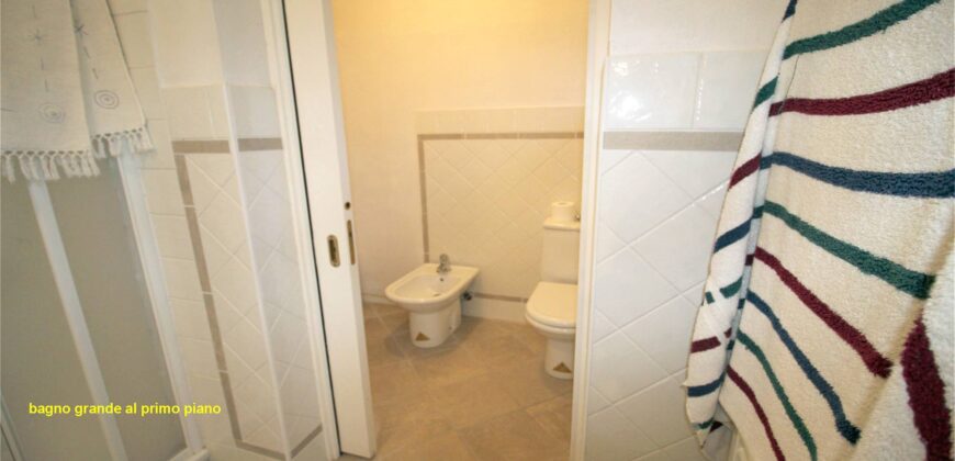 Ref. 21 CAMOGLI SMALL VILLA FOR SALE