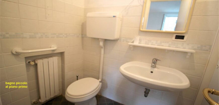 Ref. 21 CAMOGLI SMALL VILLA FOR SALE