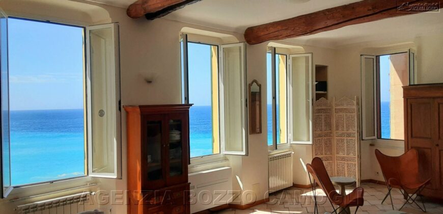 Ref. 22 CAMOGLI SEA PROMENADE Ref. 22 CAMOGLI SEA PROMENADE