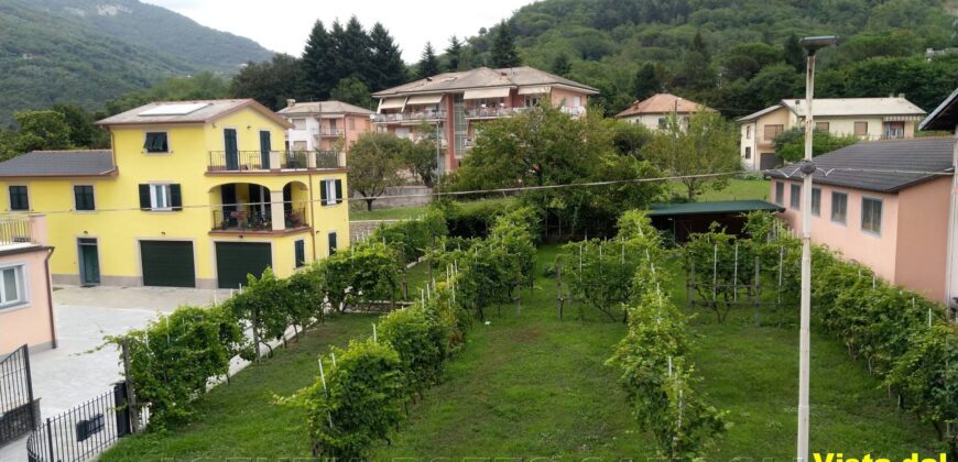 Ref. 51 CICAGNA SEMI-DETACHED House Ref. 51 CICAGNA SEMI-DETACHED House