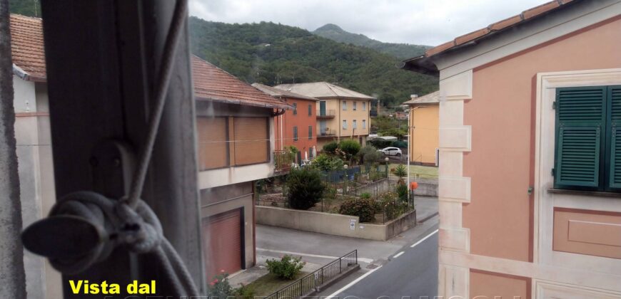 Ref. 51 CICAGNA SEMI-DETACHED House Ref. 51 CICAGNA SEMI-DETACHED House