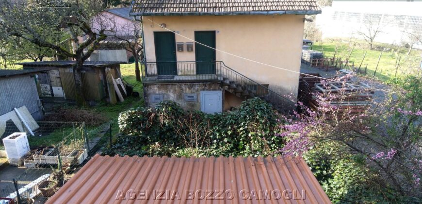 Ref. 51 CICAGNA SEMI-DETACHED House Ref. 51 CICAGNA SEMI-DETACHED House