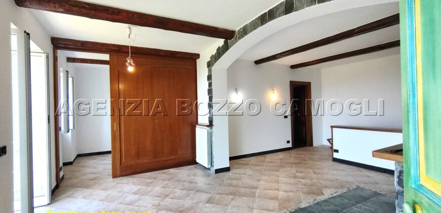 Ref. 37 CAMOGLI APARTMENT IN VILLA For sale Ref. 37 CAMOGLI APARTMENT IN VILLA For sale