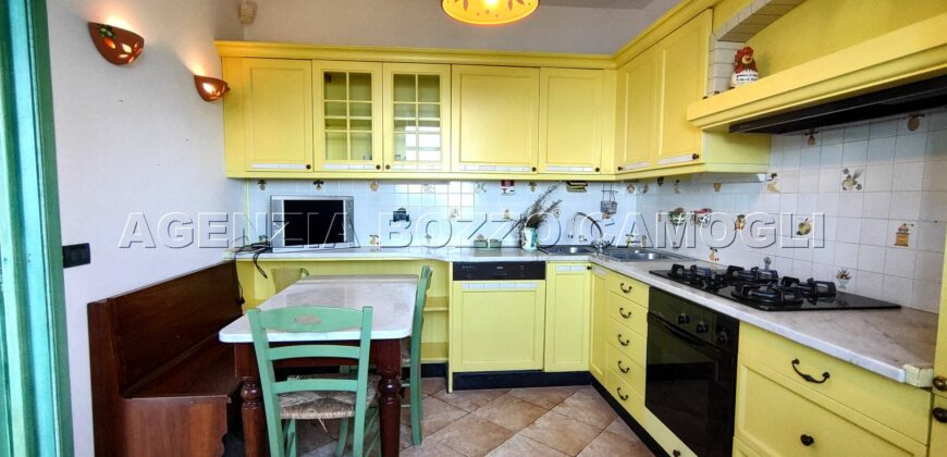 Ref. 37 CAMOGLI APARTMENT IN VILLA For sale Ref. 37 CAMOGLI APARTMENT IN VILLA For sale