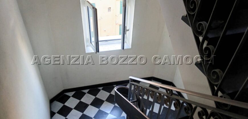 Ref.05 – CAMOGLI CENTER FOR SALE Ref.05 – CAMOGLI CENTER FOR SALE