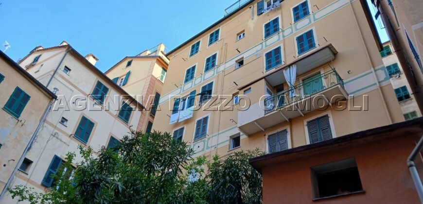 Ref.05 – CAMOGLI CENTER FOR SALE Ref.05 – CAMOGLI CENTER FOR SALE